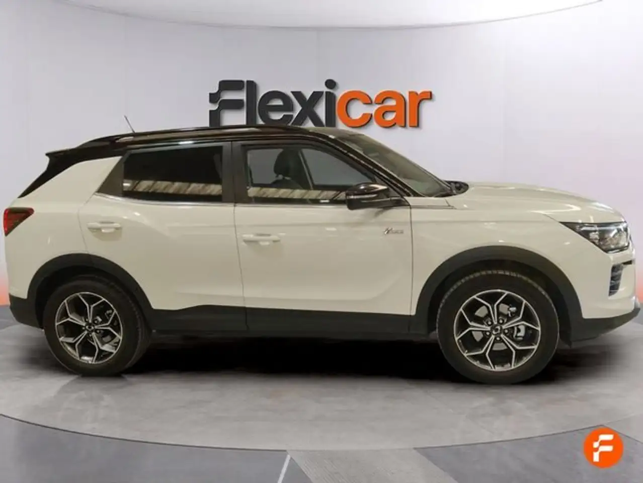 SsangYong Korando G15T Limited 4x2 L.P. — Vehicle gallery 9