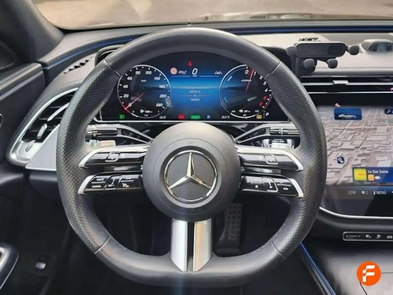 Mercedes-Benz E 300 de 4MATIC — Vehicle gallery 14