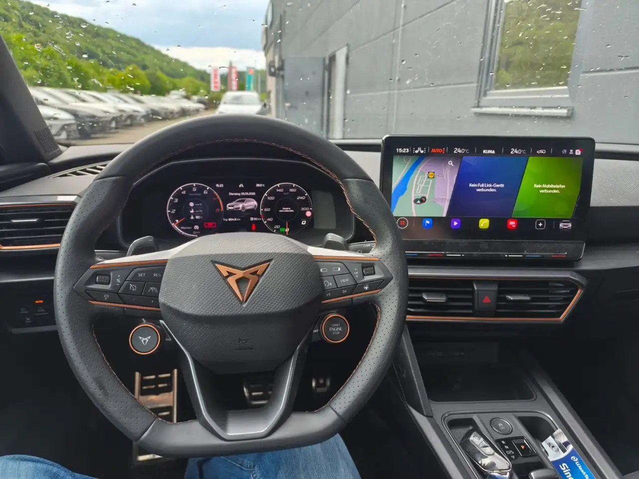 CUPRA Leon Sportstourer 310 VZ PANO NAVI KAMERA ACC — معرض صور السيارة 9
