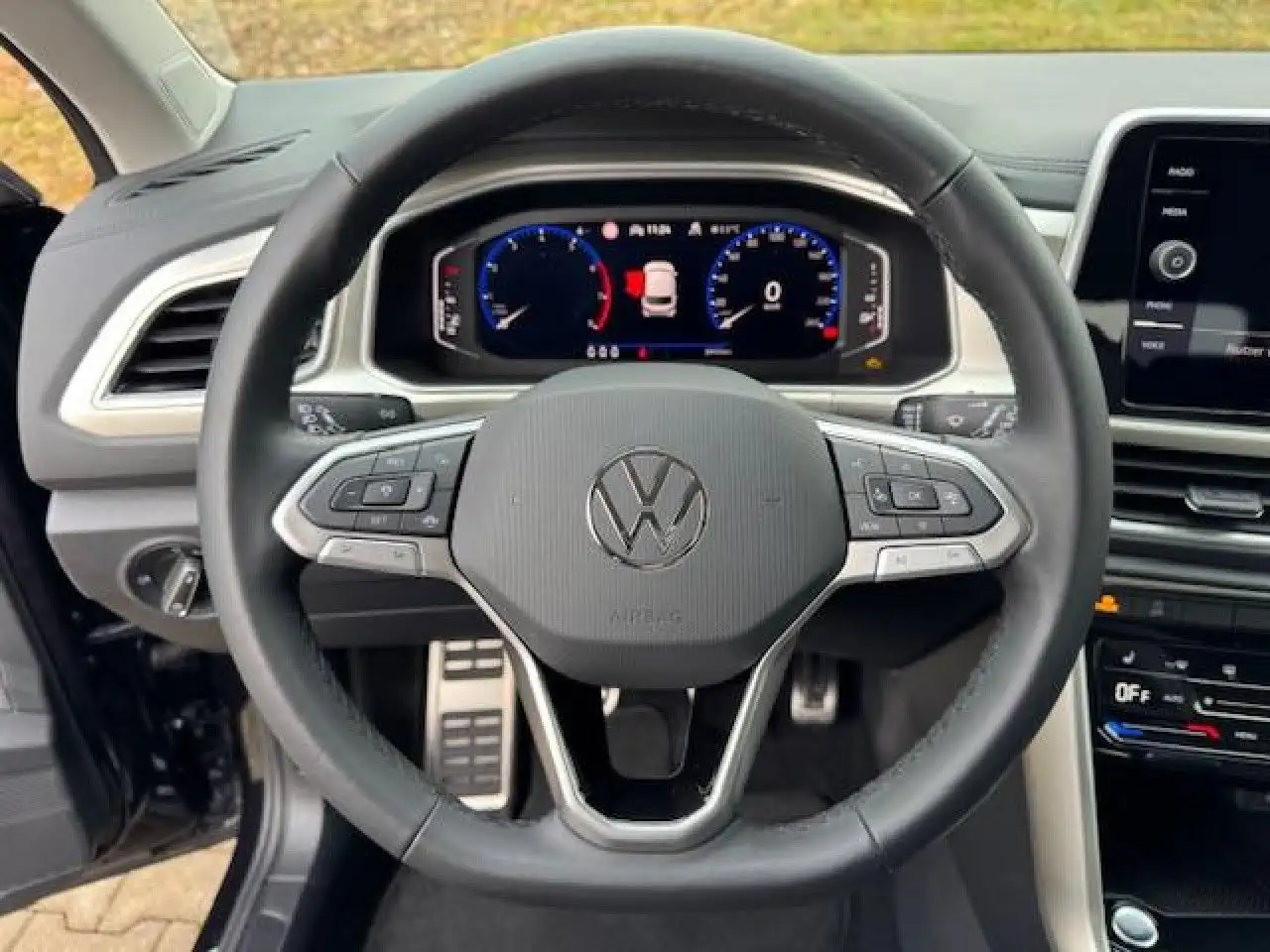 Volkswagen T-Roc Move 1.0 TSI, Rear View ,AHK, Keyless Navi — Vehicle gallery 20