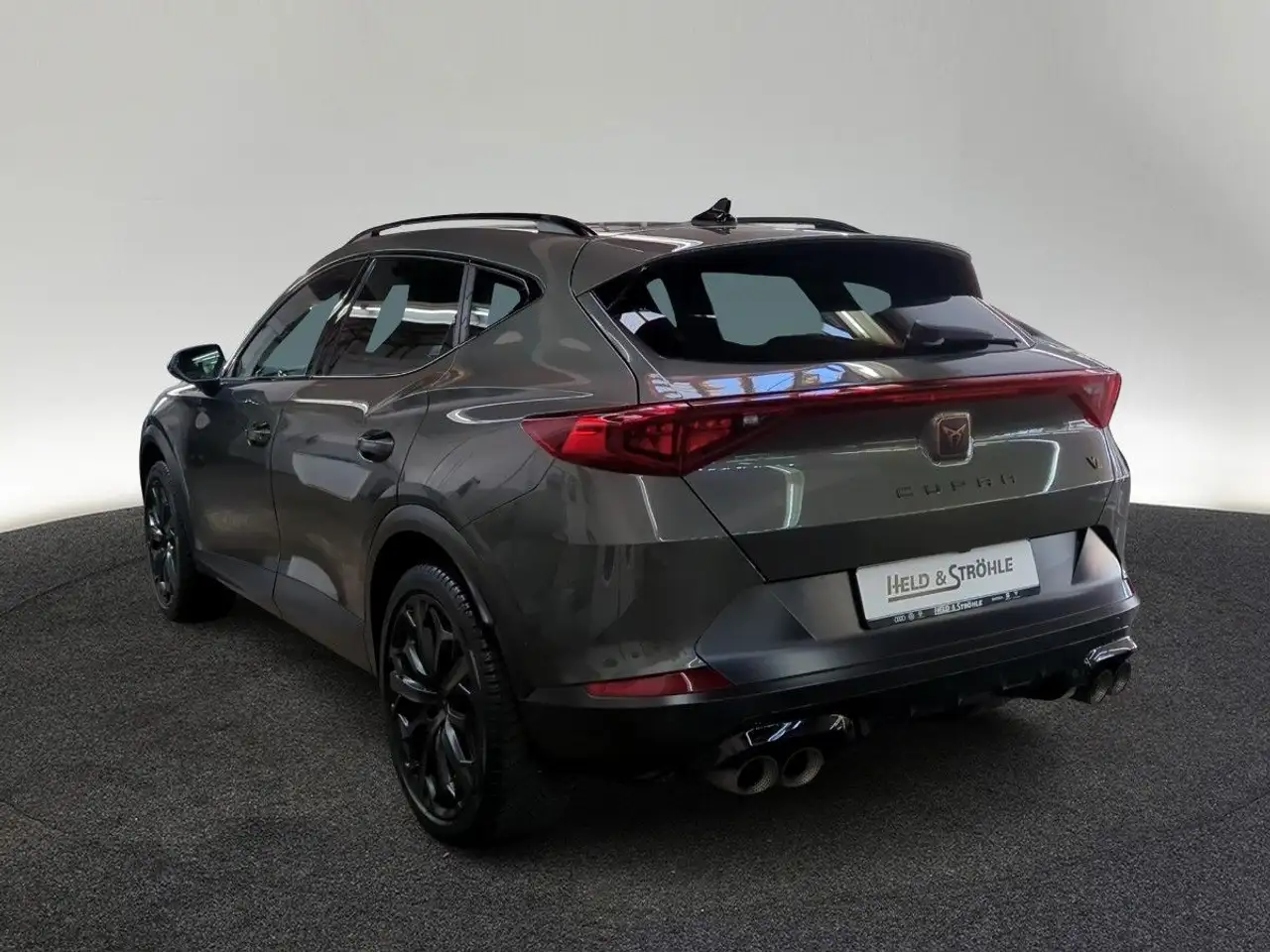 CUPRA Formentor VZ Tribe Edition BREMBO AKRA PANO AHK — Vehicle gallery 3