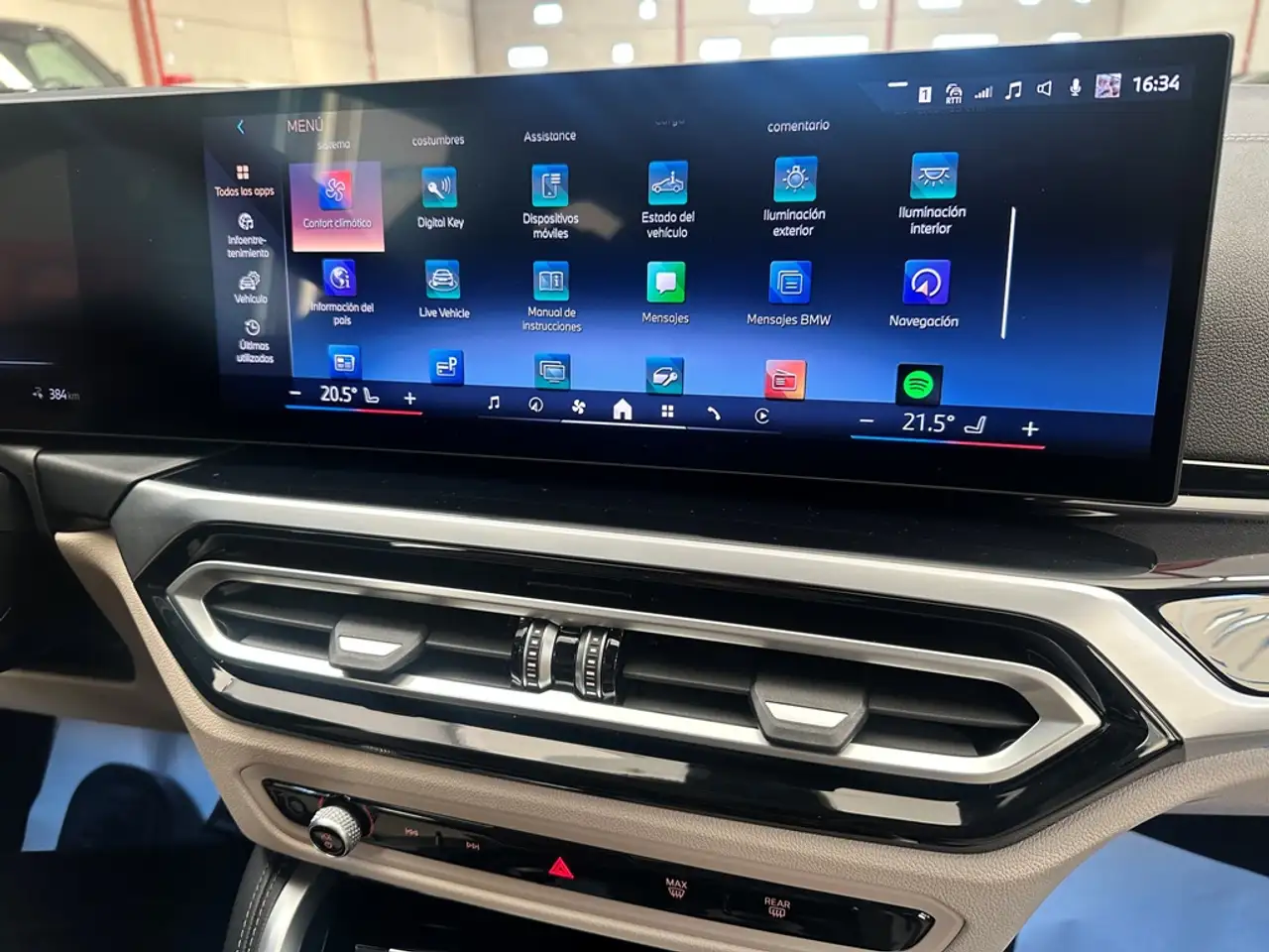 BMW i4 eDrive40 M Sport Pro — معرض صور السيارة 11