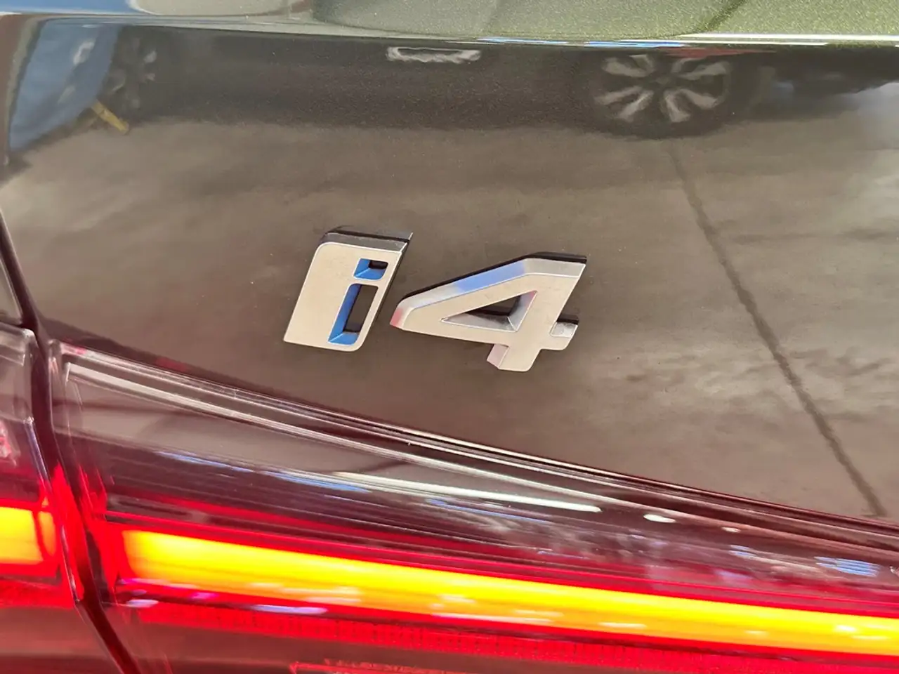 BMW i4 eDrive40 M Sport Pro — معرض صور السيارة 28