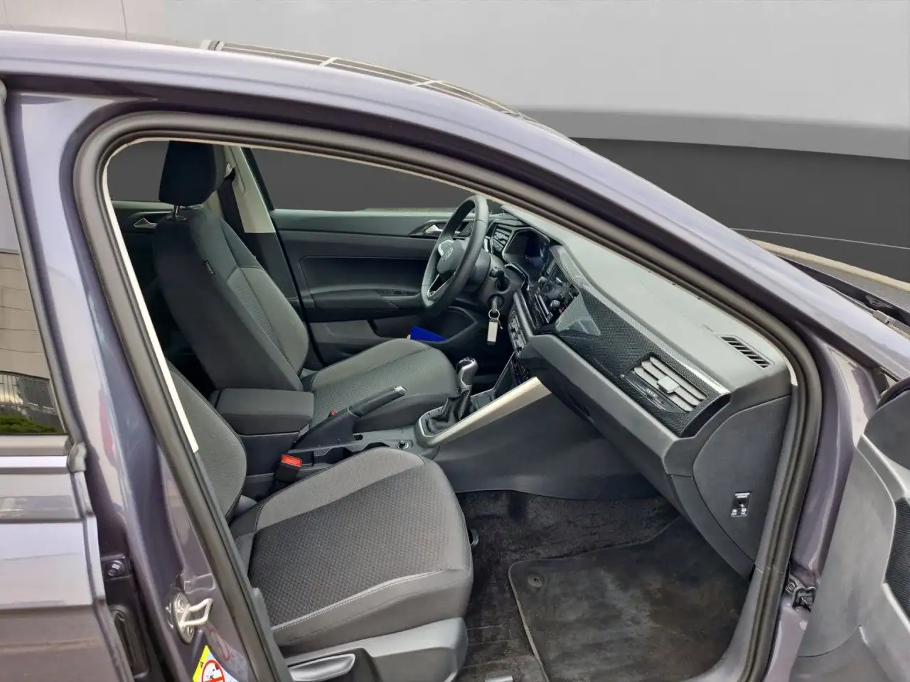Volkswagen Polo 1.0 TSI Life LED Klima Einparkhilfe — Galería del vehículo 16