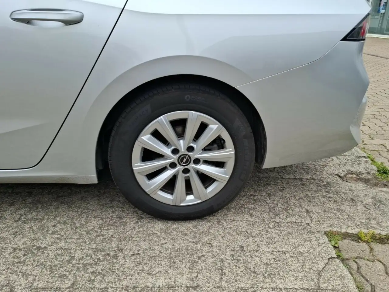 Opel Astra Edition/Navi — معرض صور السيارة 11