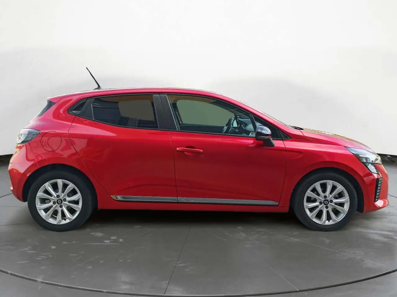 Renault Clio TCE GLP EVOLUTION 74KW 5P — Galería del vehículo 7