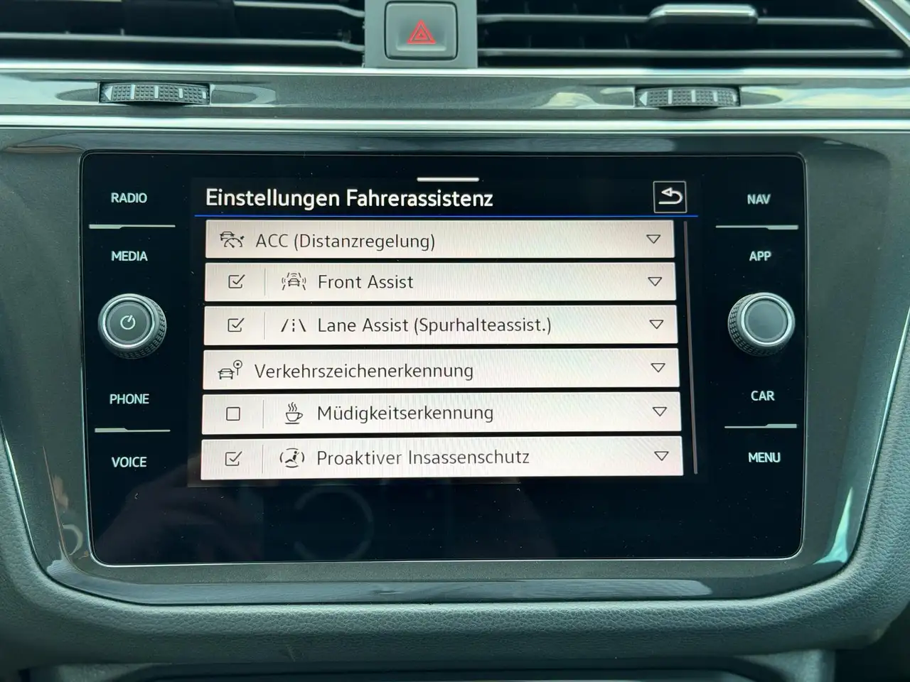 Volkswagen Tiguan 1.5 TSI Move DSG | NAVI | RFK | Cargo — Galerie du véhicule 11