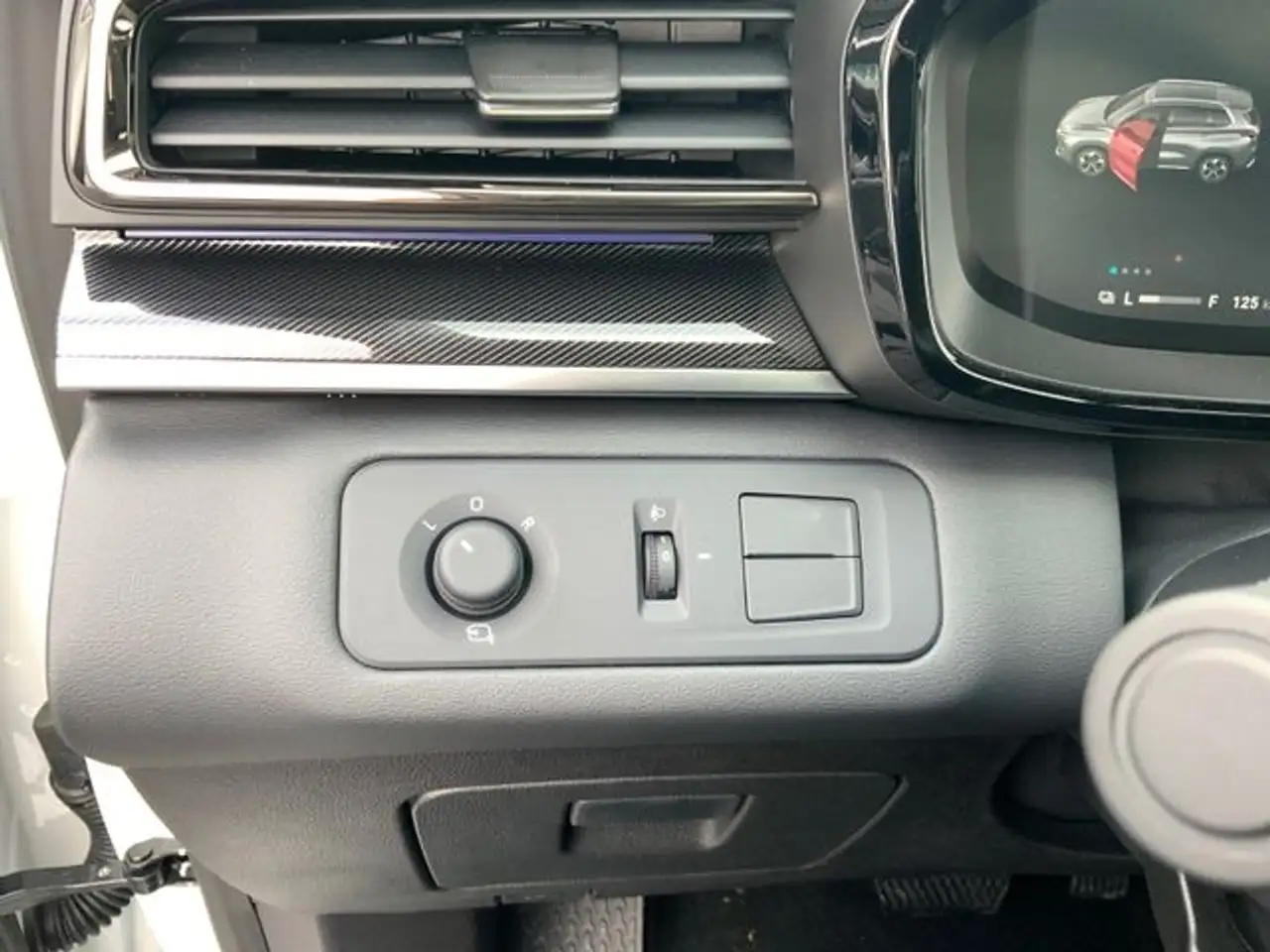 Maxus Sonstige Grand SUV 70kWh +Tempomat+PanoDach+ — Vehicle gallery 20