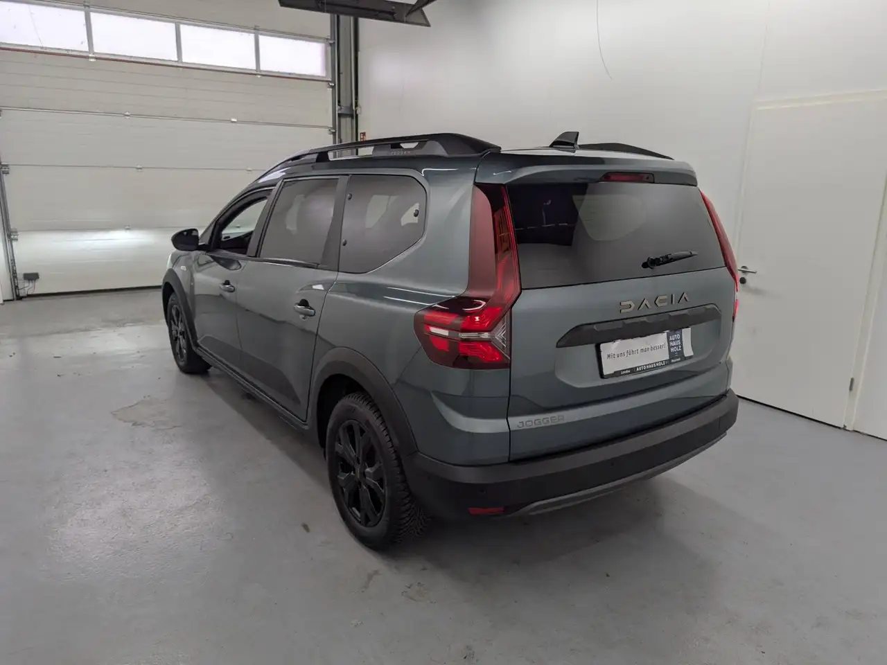Dacia Jogger TCe 110 Extreme+ 7-Sitzer Navi SHZ — Galería del vehículo 2