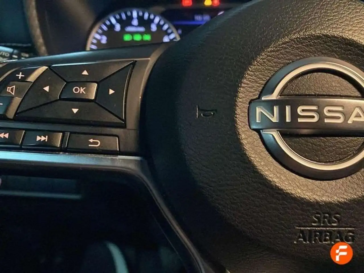 Nissan Juke DIG-T 84 kW (114 CV) 6M/T Tekna — Vehicle gallery 11
