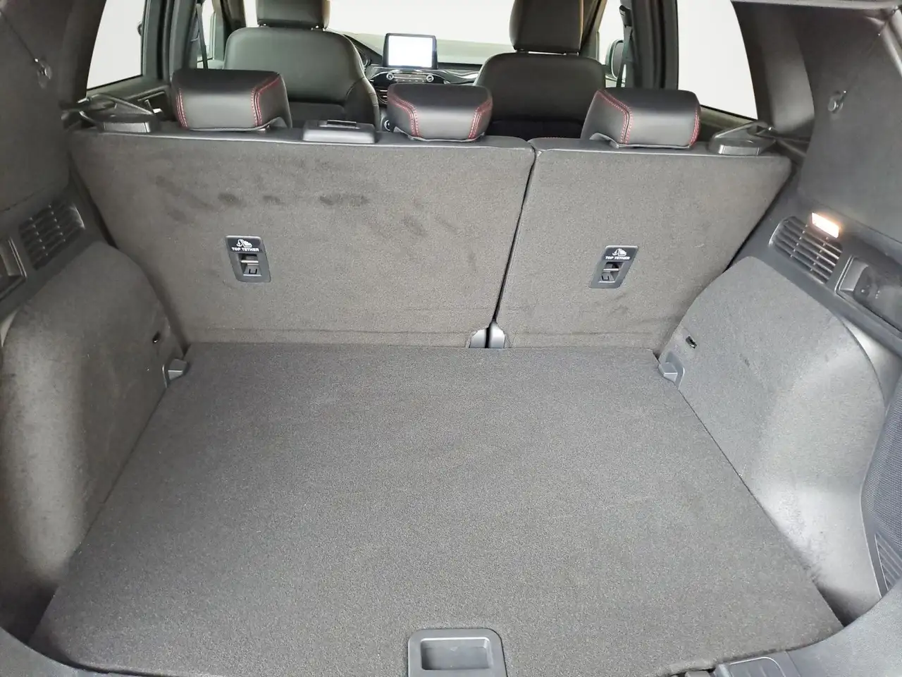 Ford Kuga 2.5 Duratec Hybrid ST-Line X — Vehicle gallery 14