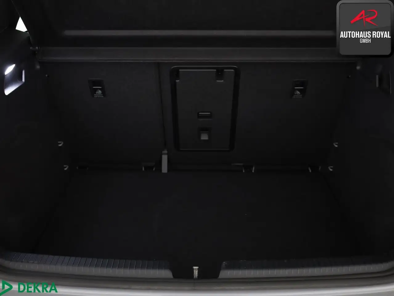 Volkswagen ID.3 PRO AMBIENTE,SPURHALTE,CARPLAY,1.HAND,SH — Galería del vehículo 13