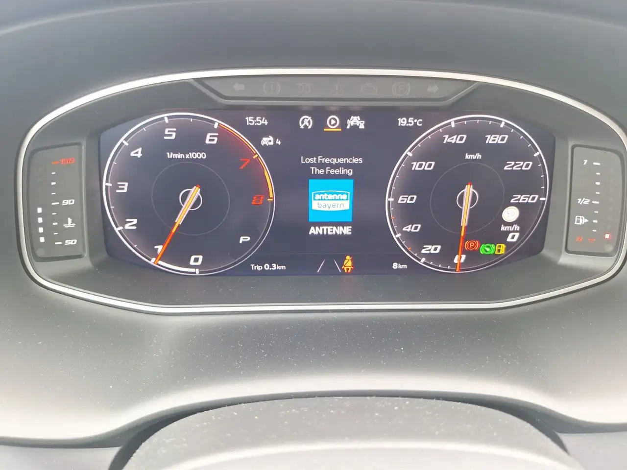 SEAT Ateca FR Black Edition 1.5 TSI DSG / Navi / 19" — Galería del vehículo 19