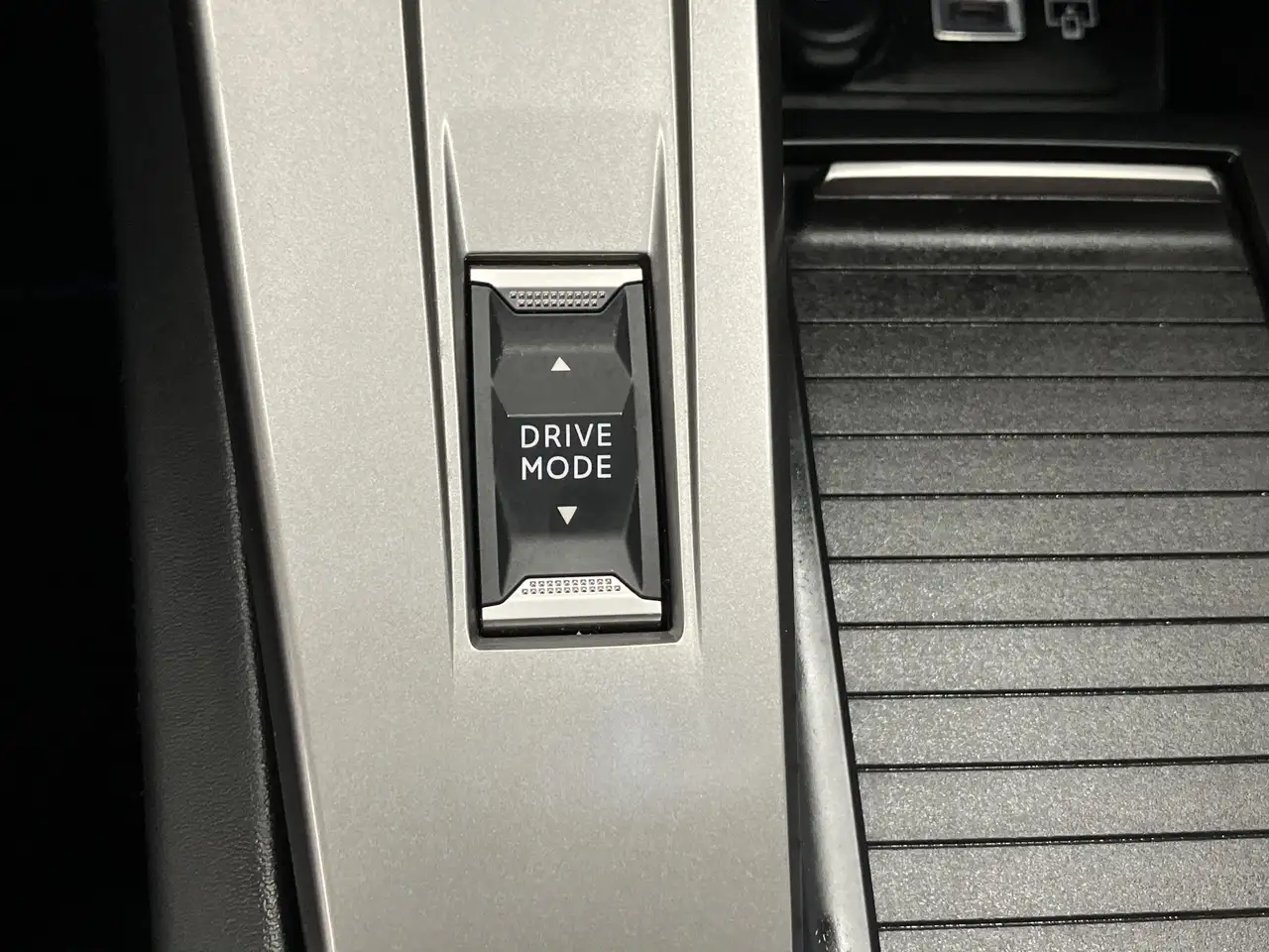 Peugeot 408 1.2 130 PureTech GT ACC+Alcantara+LED+Navi — معرض صور السيارة 21