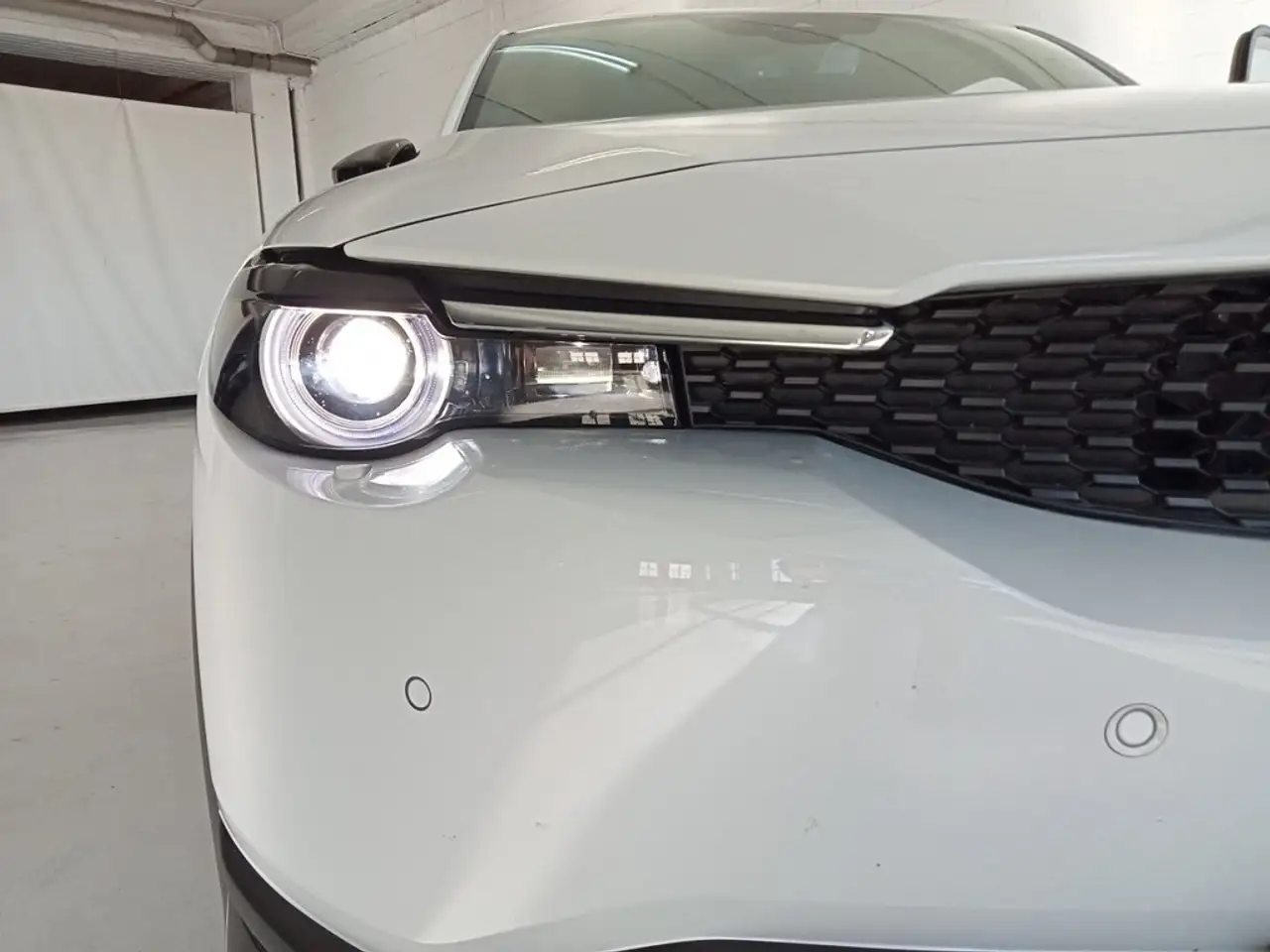 Mazda MX-30 e-SKYACTIV R-EV 125KW 170CV AT 2WD ADVENTAGE MODER — معرض صور السيارة 9