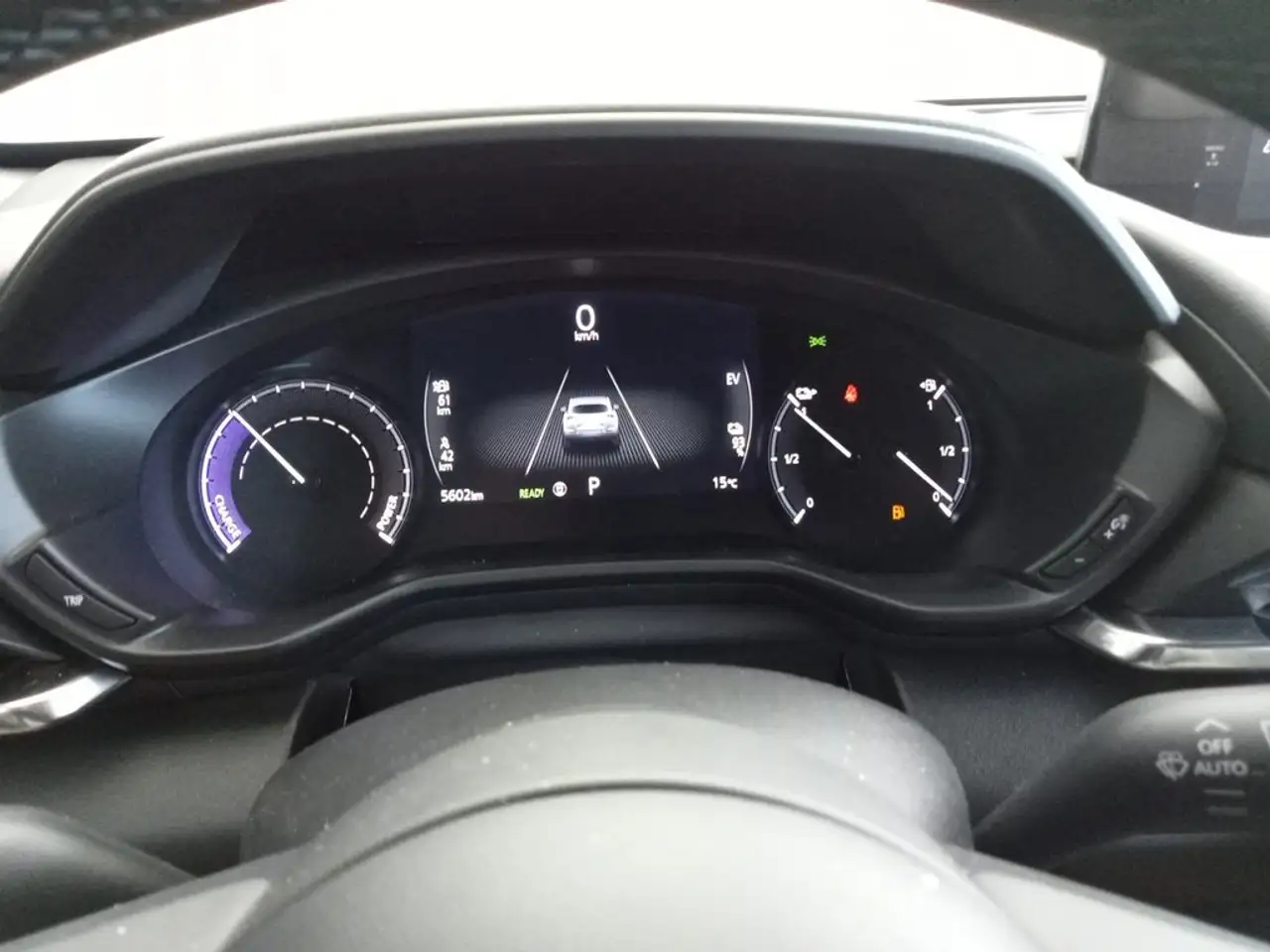 Mazda MX-30 e-SKYACTIV R-EV 125KW 170CV AT 2WD ADVENTAGE MODER — معرض صور السيارة 19