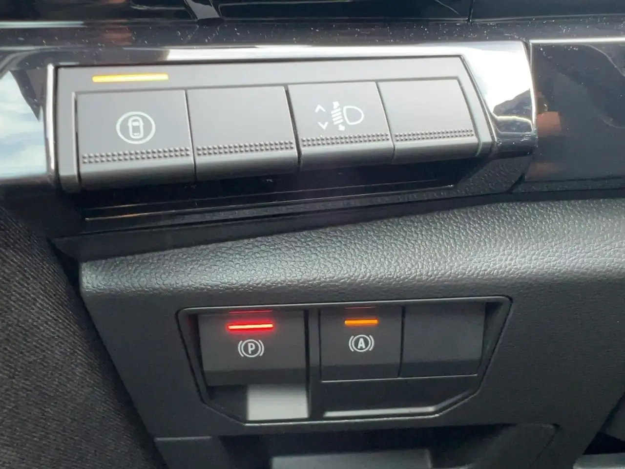 Renault Austral EVOLUTION TCe 160 AUTOMATIK RÜCKFAHRKAMERA — معرض صور السيارة 18