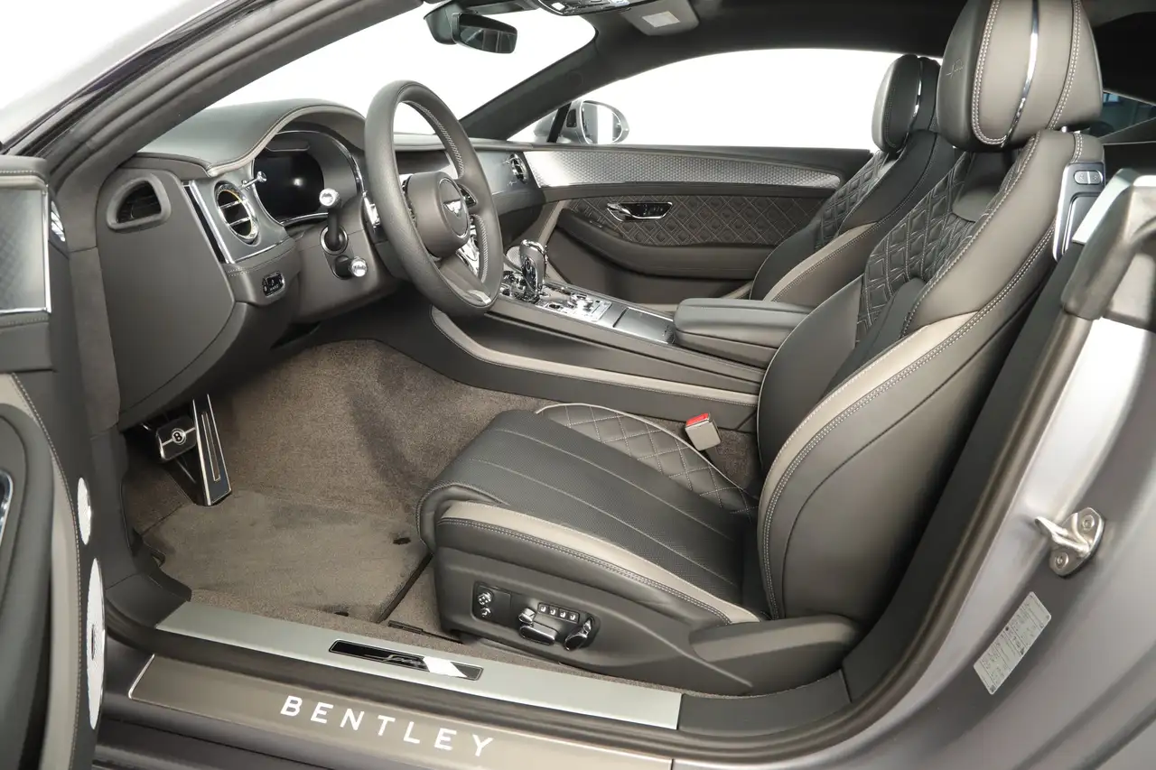 Bentley Continental GT SPEED MATT — Galería del vehículo 18