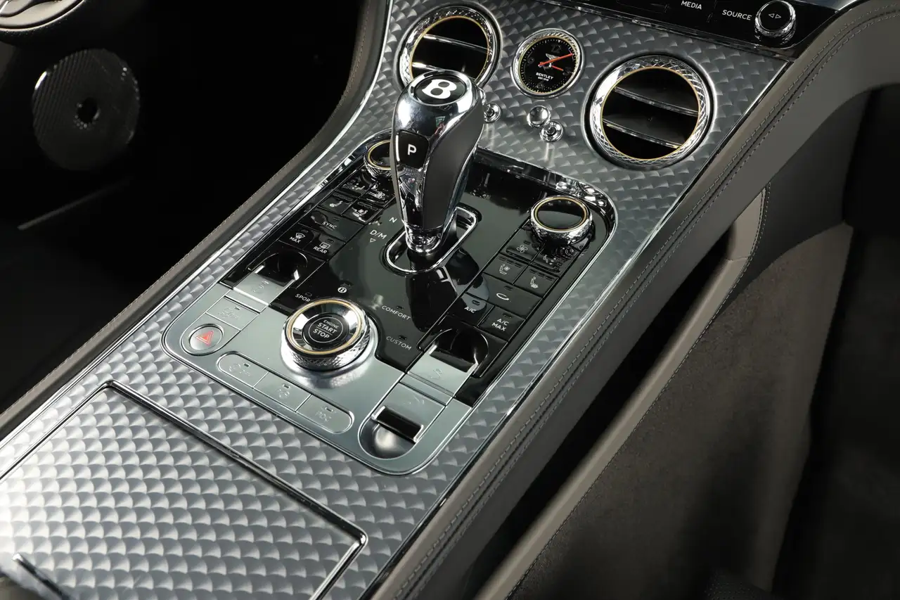 Bentley Continental GT SPEED MATT — Galería del vehículo 38