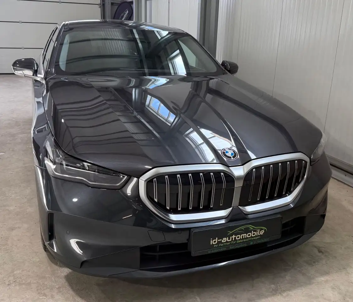 BMW 520 i Limousine, Head-UP, Bowers&Wilkins, 1 Hand — Galería del vehículo 2