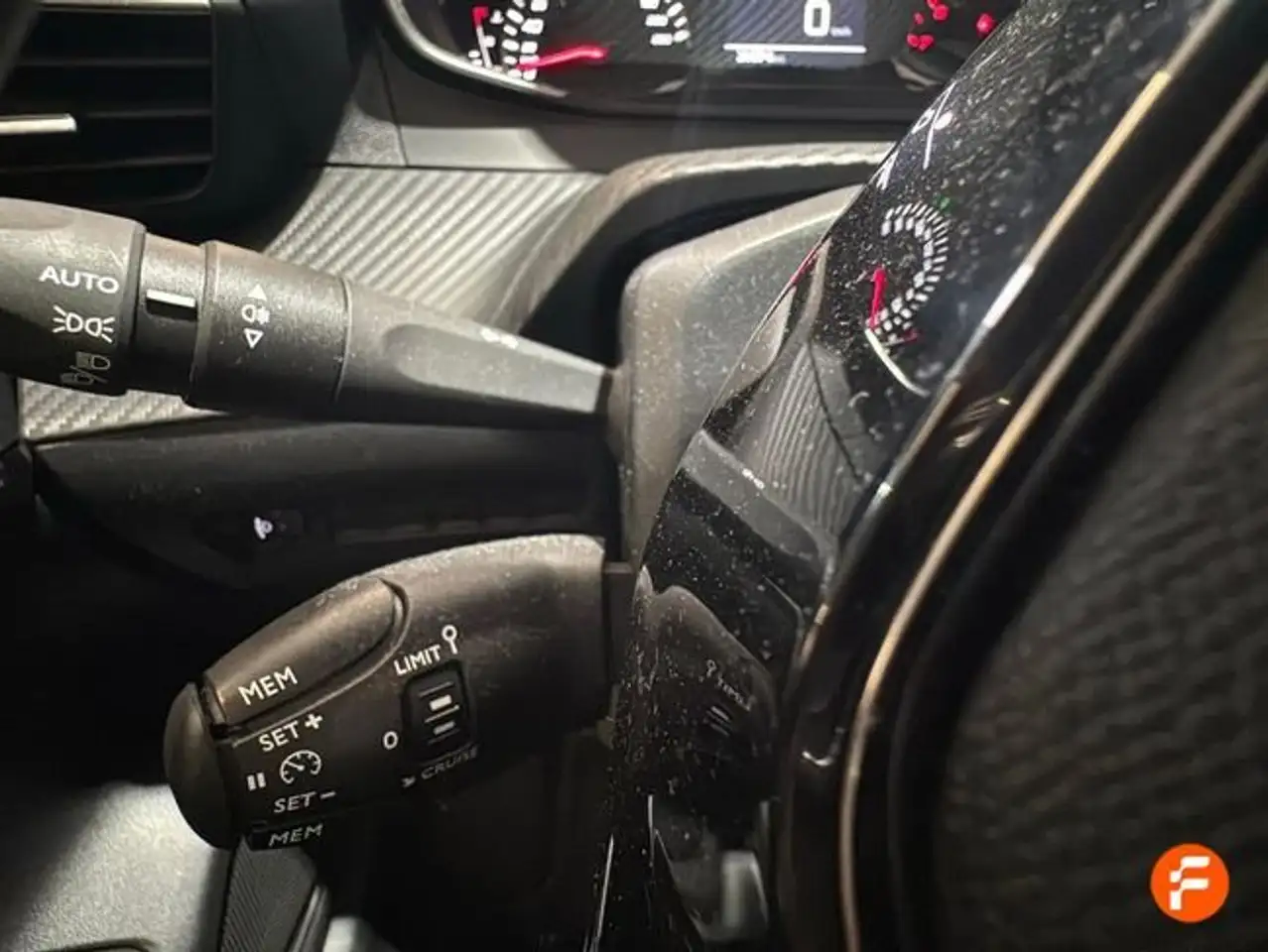 Peugeot 208 1.2 Puretech S&S Active 100 — معرض صور السيارة 17