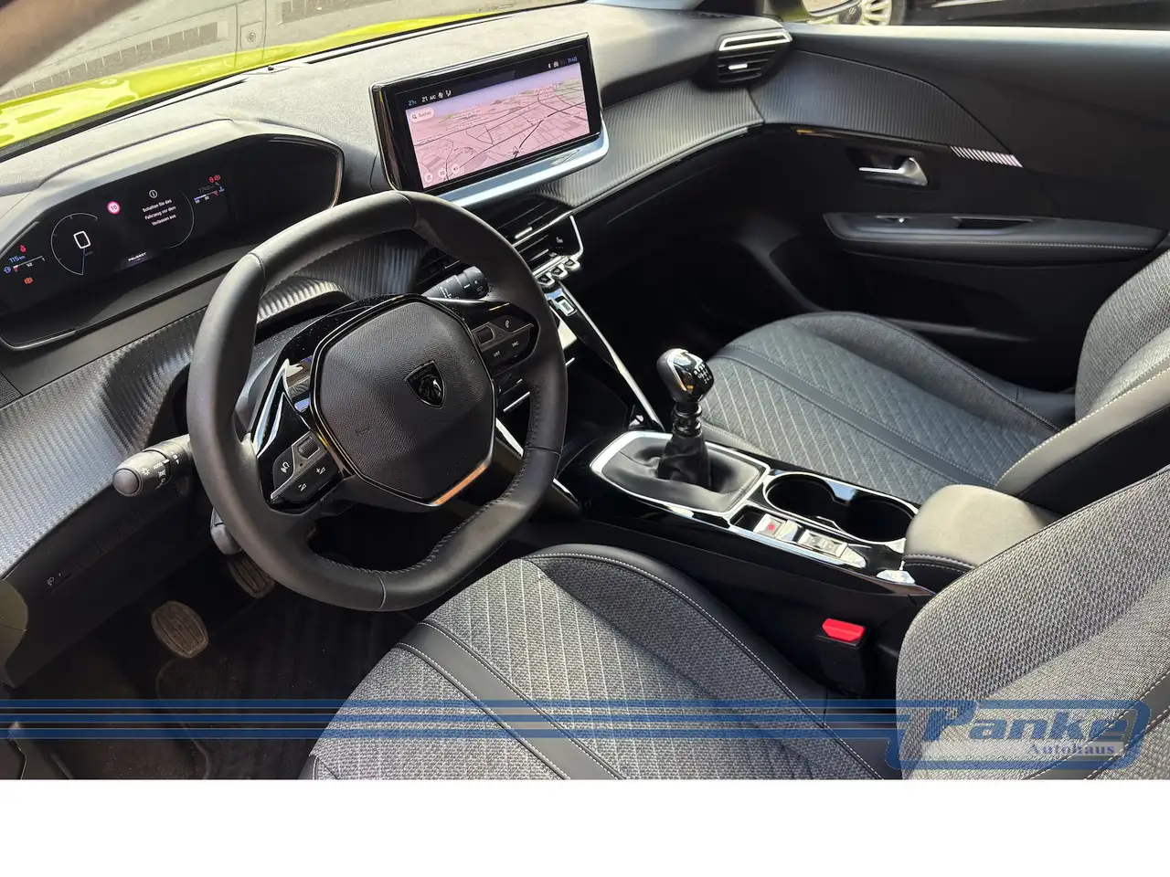 Peugeot 208 Allure 1.2*SHZ*LED*TotW*Carplay*NAV* — معرض صور السيارة 13