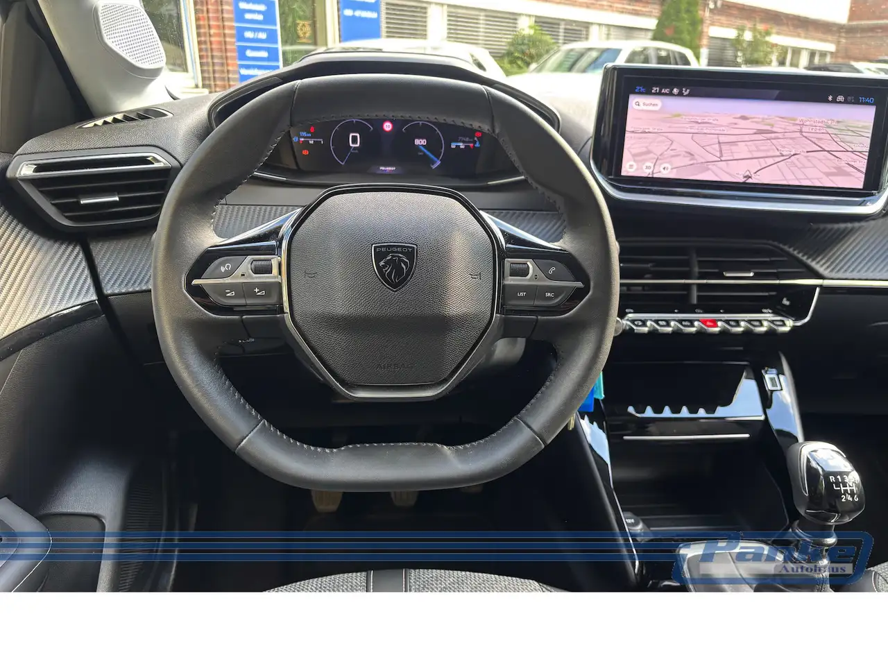 Peugeot 208 Allure 1.2*SHZ*LED*TotW*Carplay*NAV* — معرض صور السيارة 7