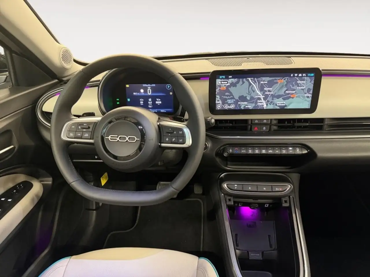 Fiat 500L 600 1.2 MHEV 100 DCT LA PRIMA GPS LL18 RADAR AV AR — Vehicle gallery 12