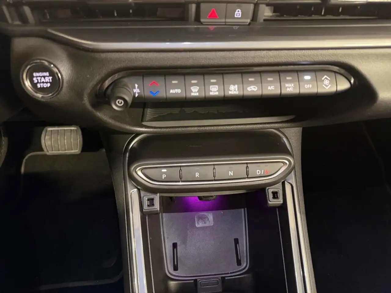 Fiat 500L 600 1.2 MHEV 100 DCT LA PRIMA GPS LL18 RADAR AV AR — Vehicle gallery 20