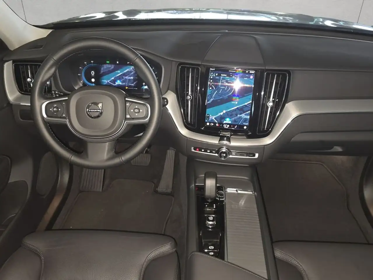 Volvo XC60 XC60 B5 B AWD Core — معرض صور السيارة 10