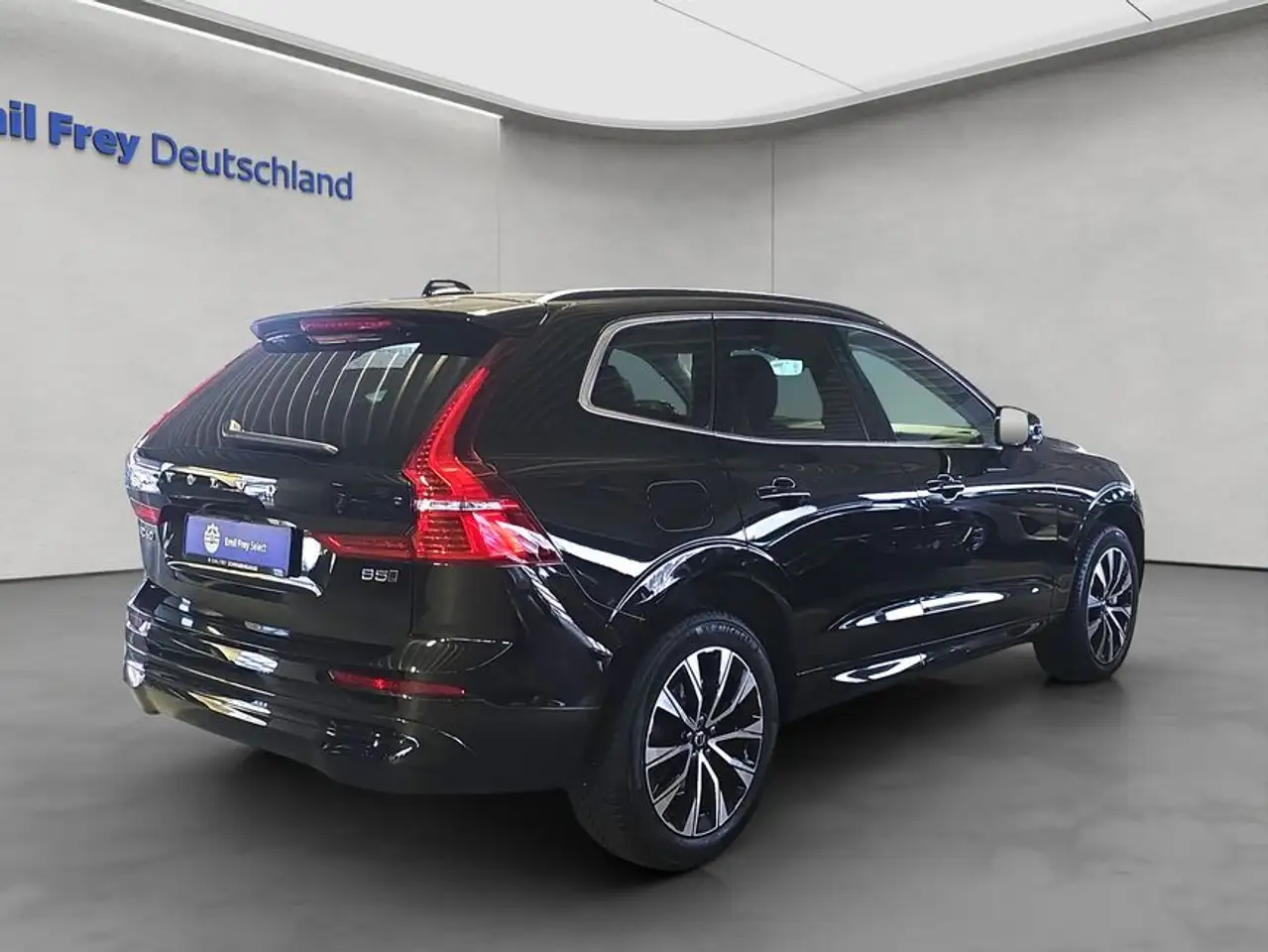 Volvo XC60 XC60 B5 B AWD Core — معرض صور السيارة 5