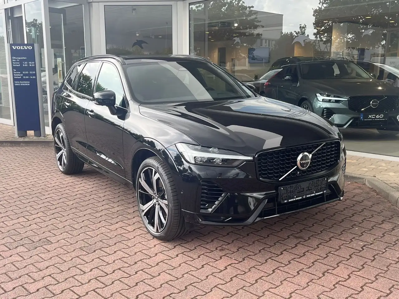 Volvo XC60 T6 AWD Recharge Plus Dark Auto — Dietzenbach