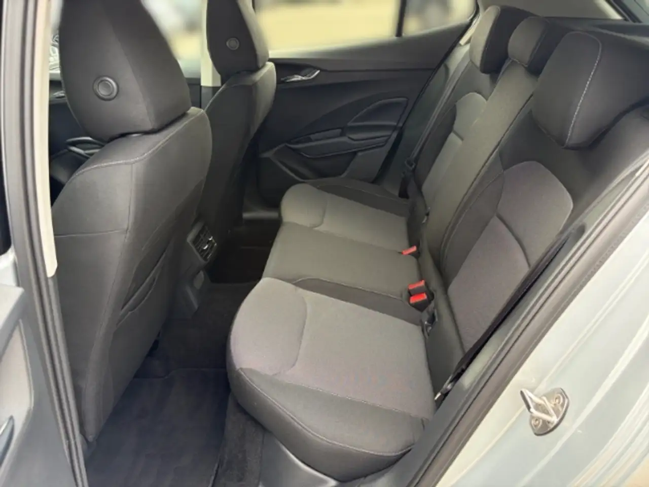 Skoda Fabia Drive 1.0 TSI 85KW Clima PDC Kamera Sitzh. — معرض صور السيارة 18