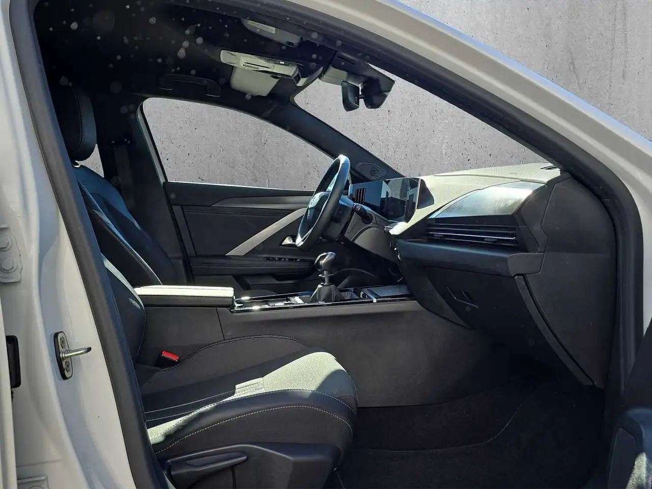 Opel Astra ST 1.2 Turbo GS //Winterpaket/LED/ 360° — معرض صور السيارة 9