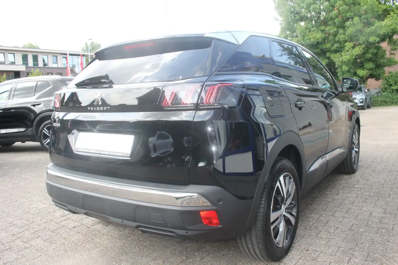 Peugeot 3008 Allure Pack Automatik/Navi — Vehicle gallery 4
