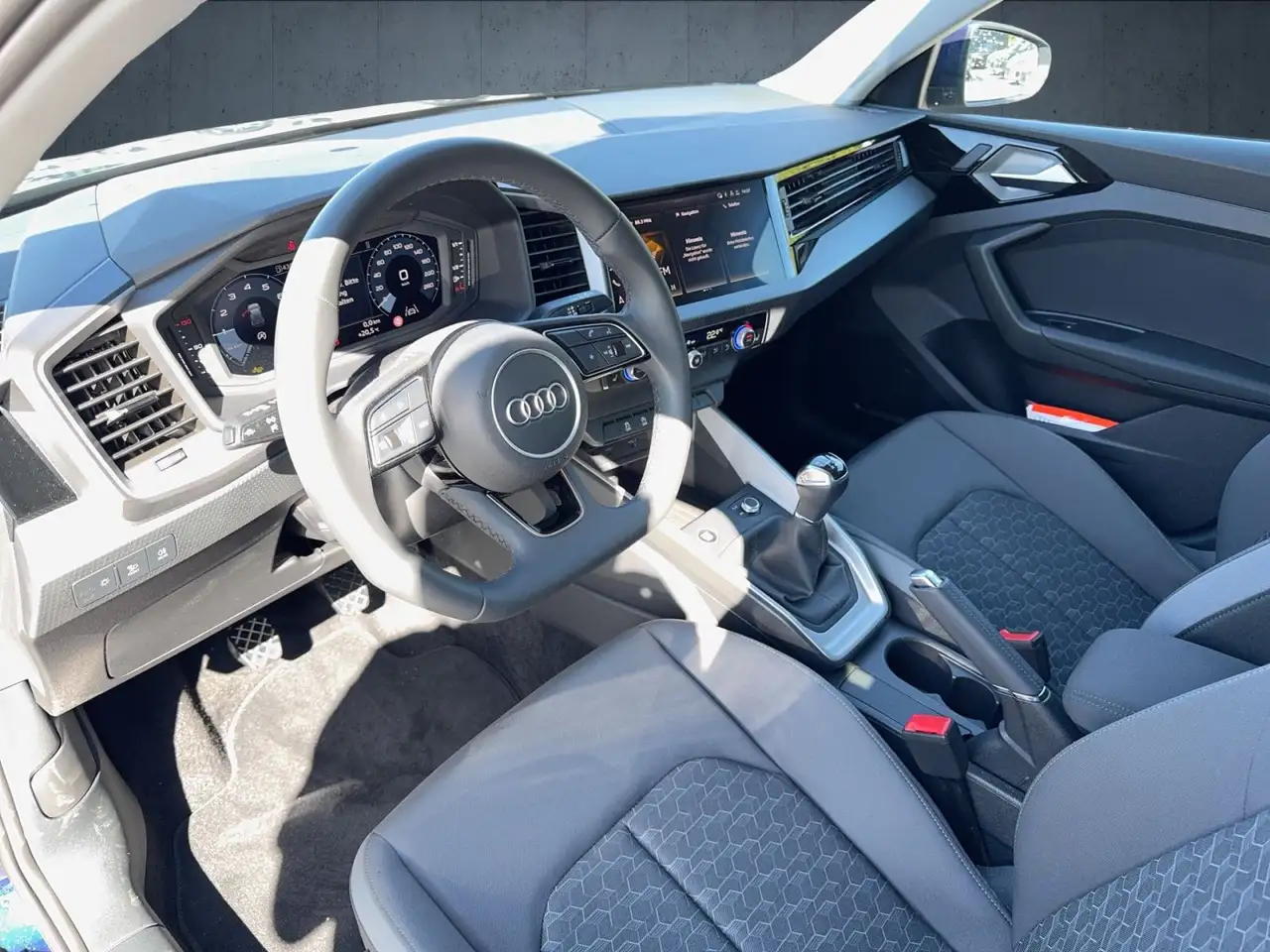 Audi A1 30 TFSI LED/MMI/ASI/PBox/EPH/sound/ — Vehicle gallery 10