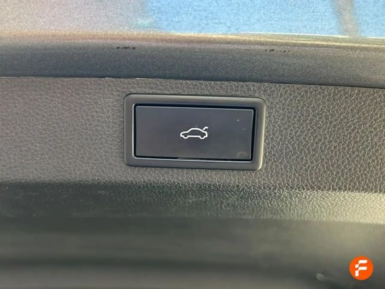Skoda Karoq 1.5 TSI Selection ACT DSG 110KW — معرض صور السيارة 20