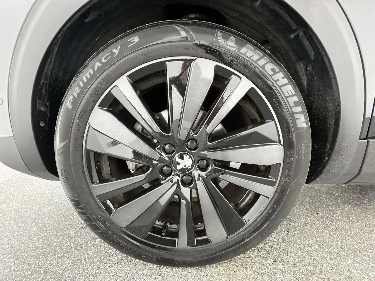 Peugeot 3008 GT*NAVI*RFK*SHZ*uvm — معرض صور السيارة 10