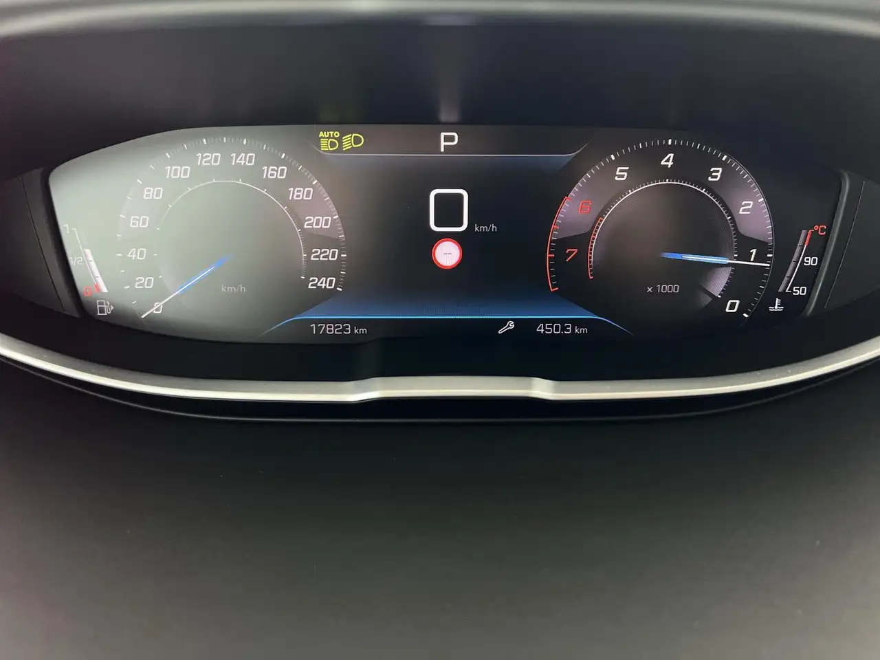 Peugeot 3008 GT*NAVI*RFK*SHZ*uvm — معرض صور السيارة 17