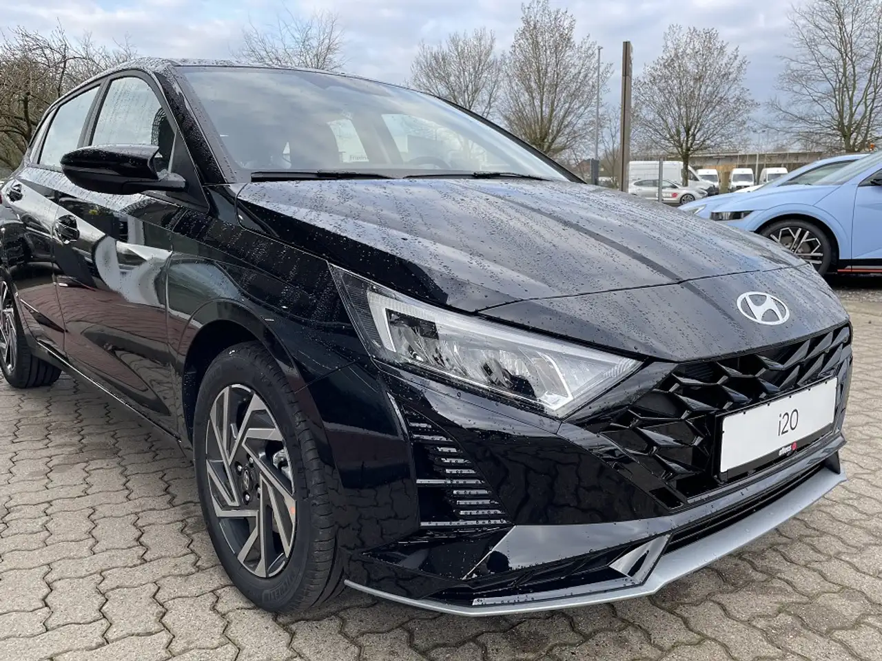 Hyundai i20 1.0 TREND; Lichtpaket; Bose — Vehicle gallery 6