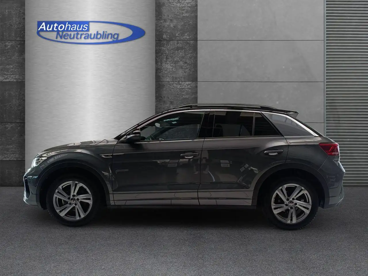 Volkswagen T-Roc 1.5 TSI "R-LINE" 150 PS DSG+NAVI+SHZ+AHK — Vehicle gallery 3
