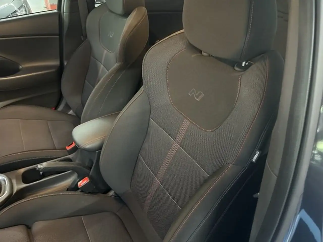Hyundai i30 1.0 TGDI N Line 30A 120 — Galería del vehículo 9