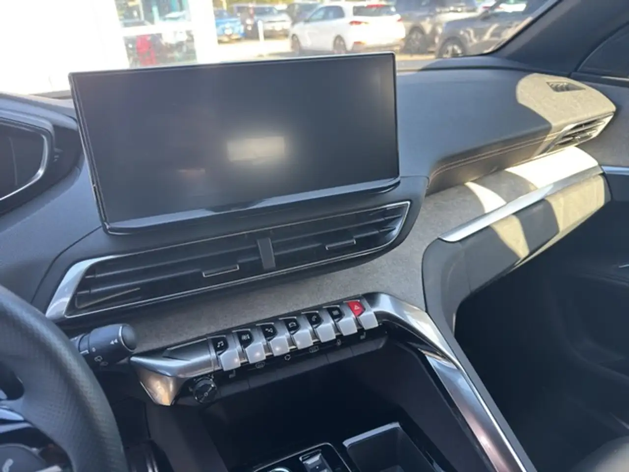 Peugeot 3008 Hybrid 136 GT NAVI+LED+CAM+PDC v/h+SITZHZG+ACC+ — Galería del vehículo 8