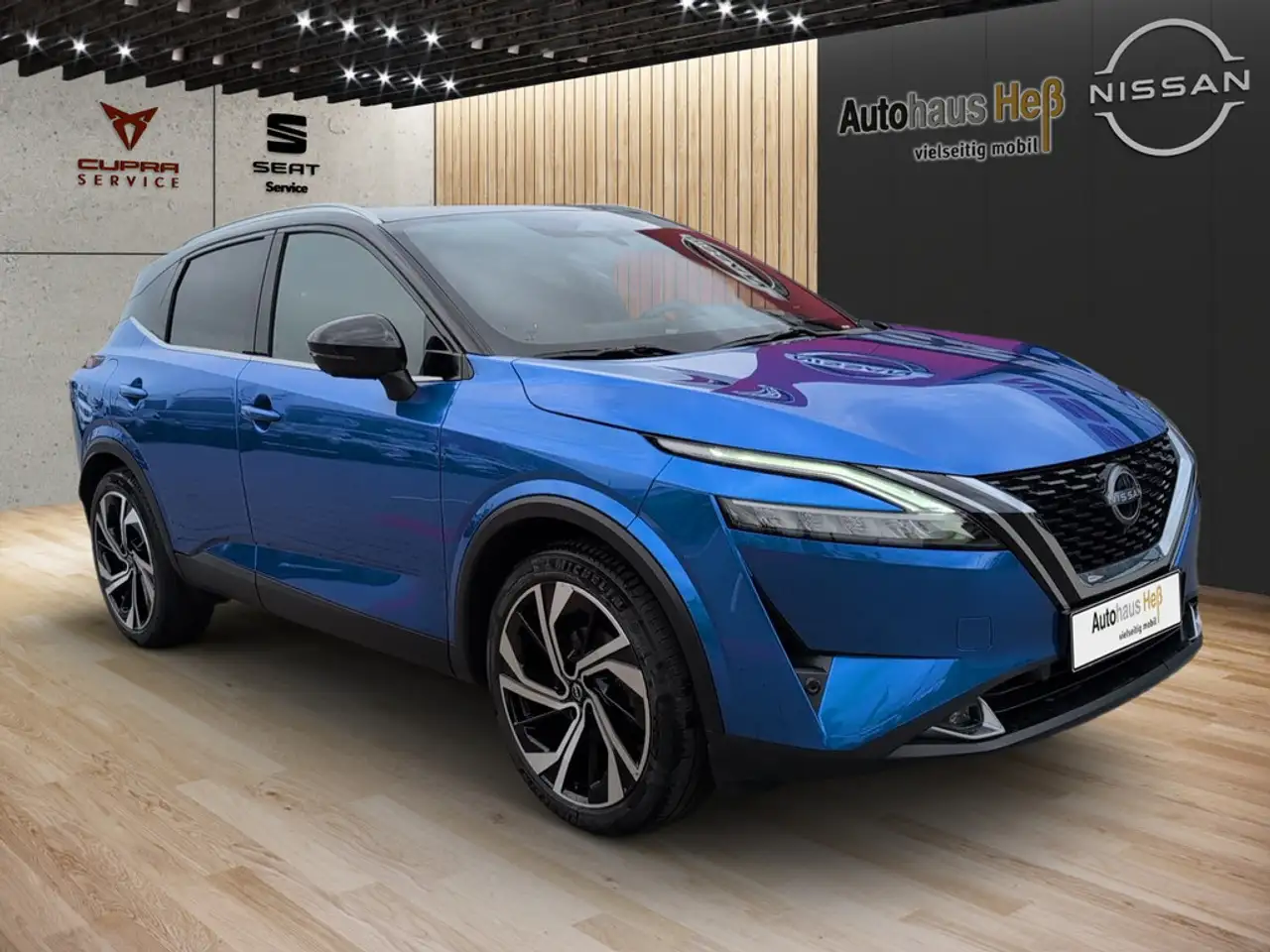 Nissan Qashqai 1.3 DCT Tekna+ ACC BOSE LEDER 360° — معرض صور السيارة 5