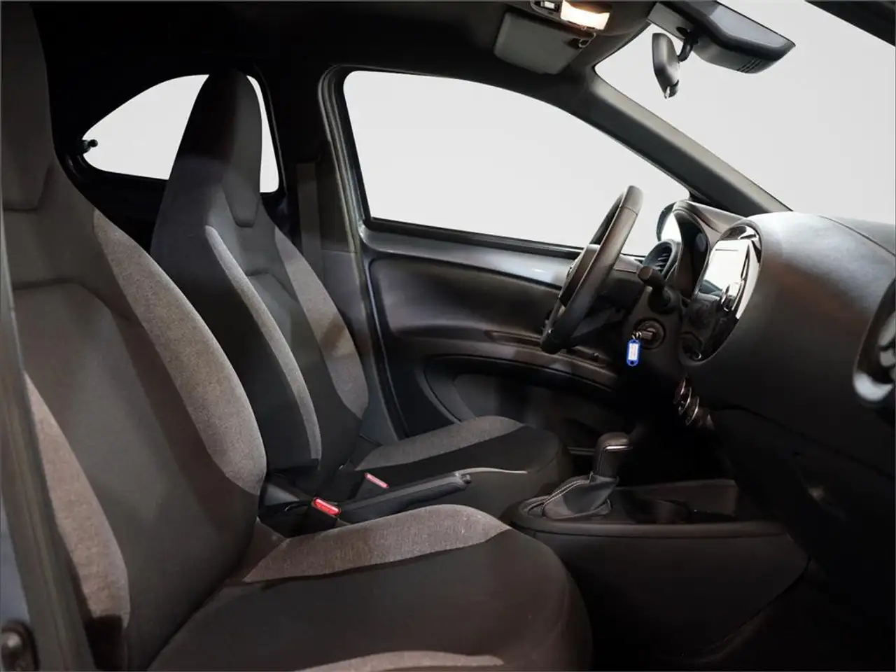 Toyota Aygo 1.0 VVT-I 72CV Play — Galerie du véhicule 8
