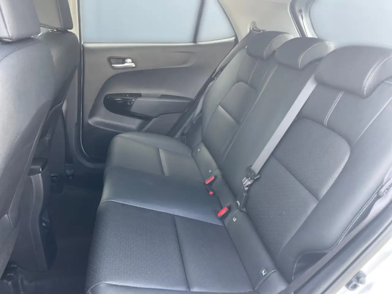 Kia Picanto 1.2 GT-Line AMT Kamera Navi Smart-Key LED — Galería del vehículo 13