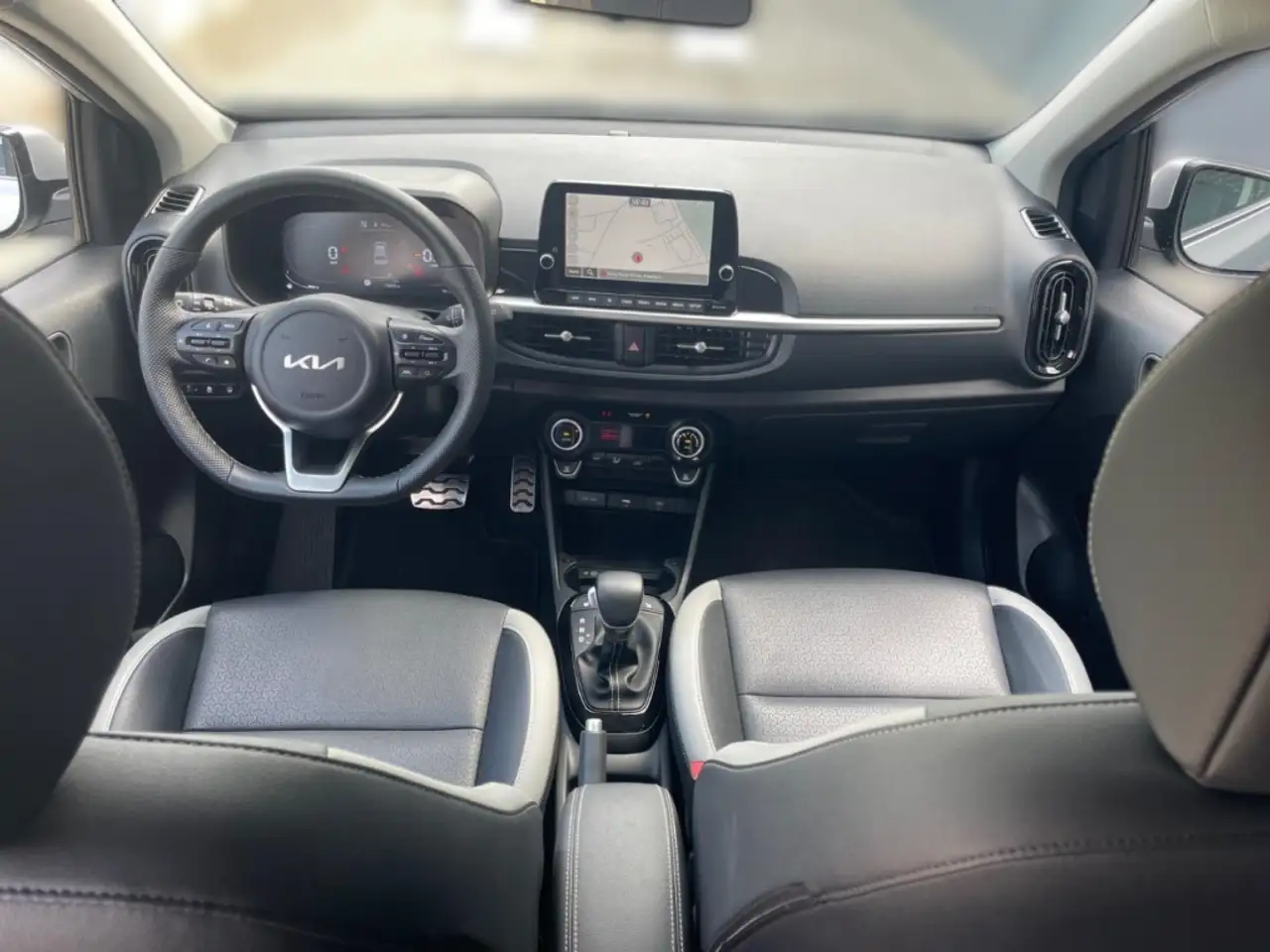 Kia Picanto 1.2 GT-Line AMT Kamera Navi Smart-Key LED — Galería del vehículo 12