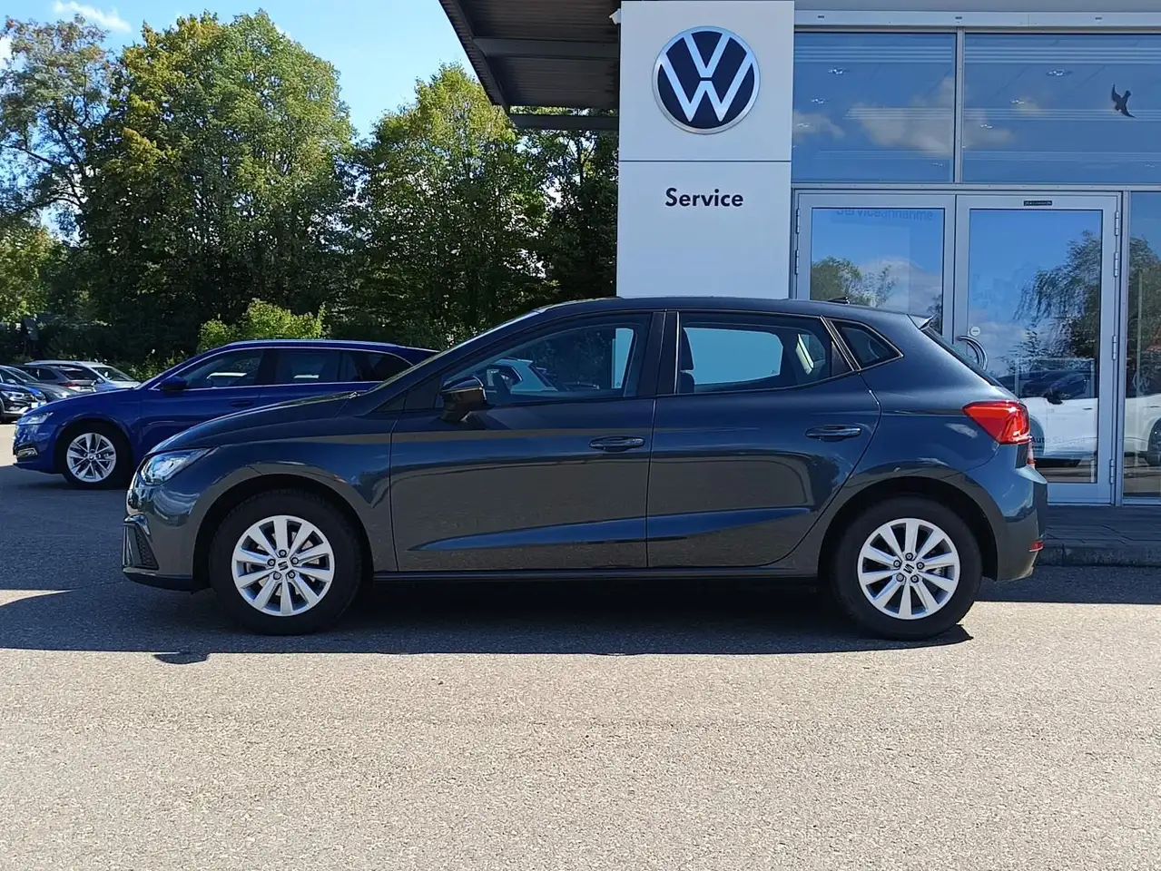 SEAT Ibiza 1.0 TSI DSG Style FULL-LINK+VIRTUAL-COCKPI — Vehicle gallery 2