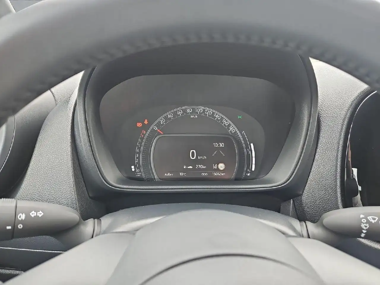 Toyota Aygo X Business Edition — Galerie du véhicule 14