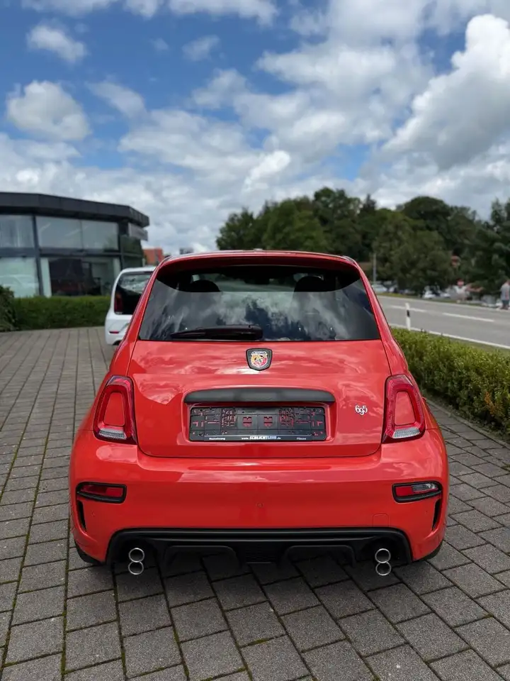 Abarth 500 695 1.4 T-Jet *BEATS AUDIO*ALCANTARA*PDC* — Galería del vehículo 5